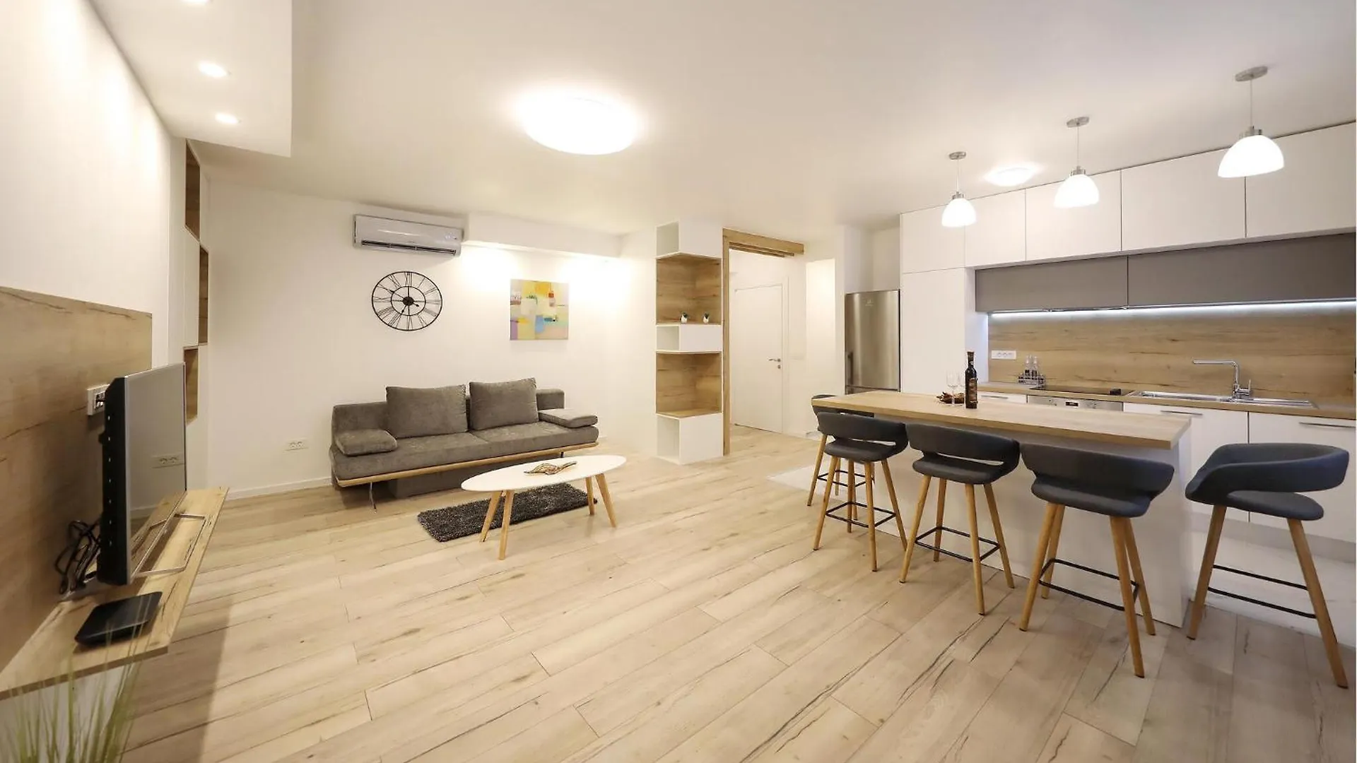 2 Bedroom Lovely Apartment In Zadar Croácia